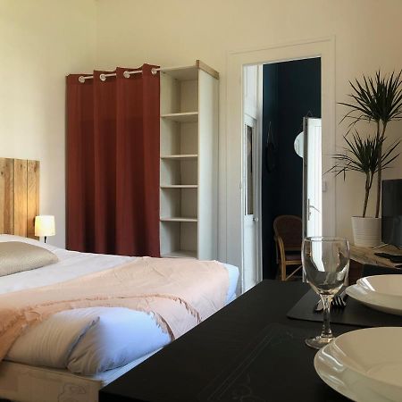 Studio Paisible Avec Jardin - Tours Centre Esterno foto