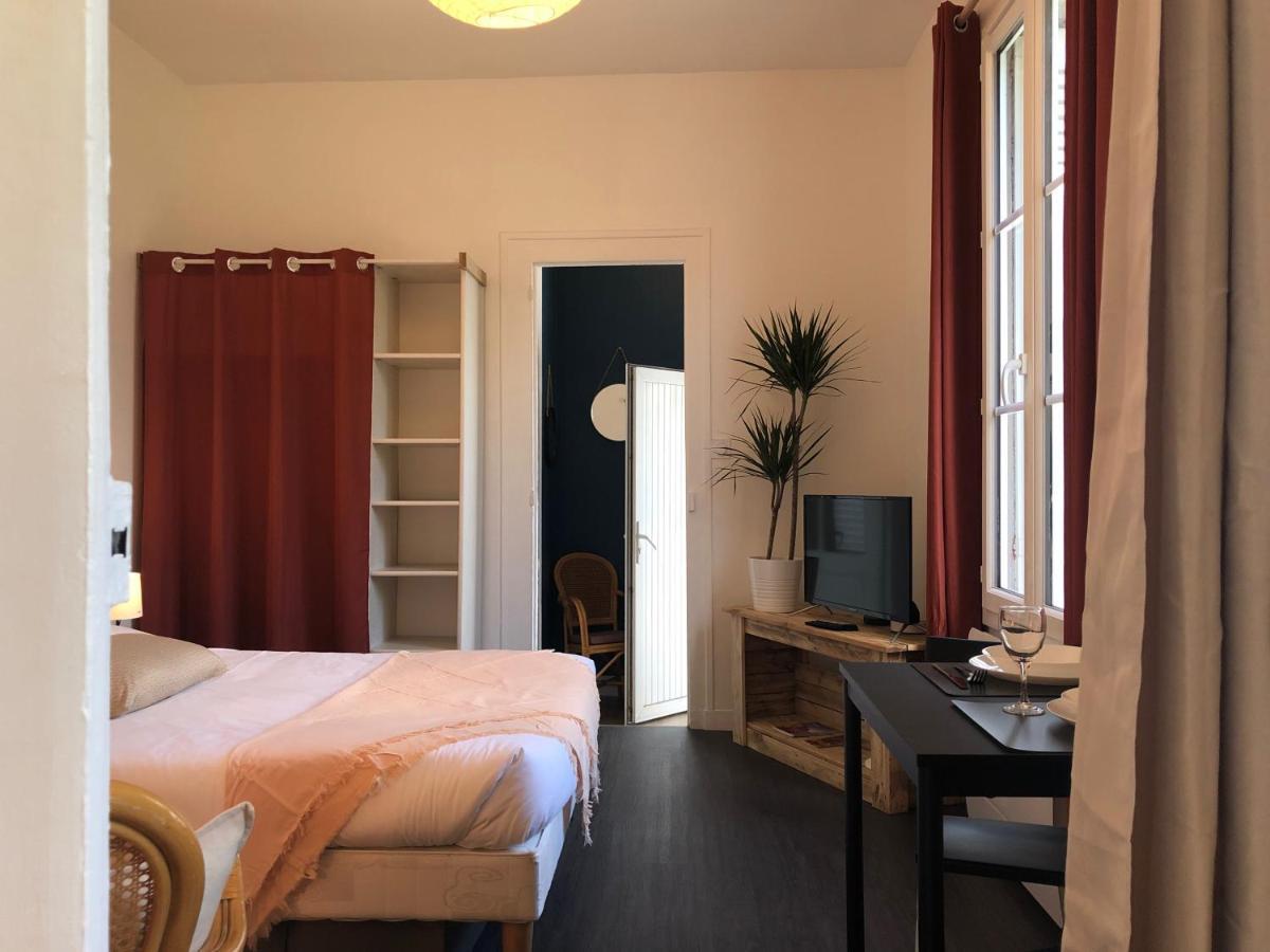 Studio Paisible Avec Jardin - Tours Centre Esterno foto